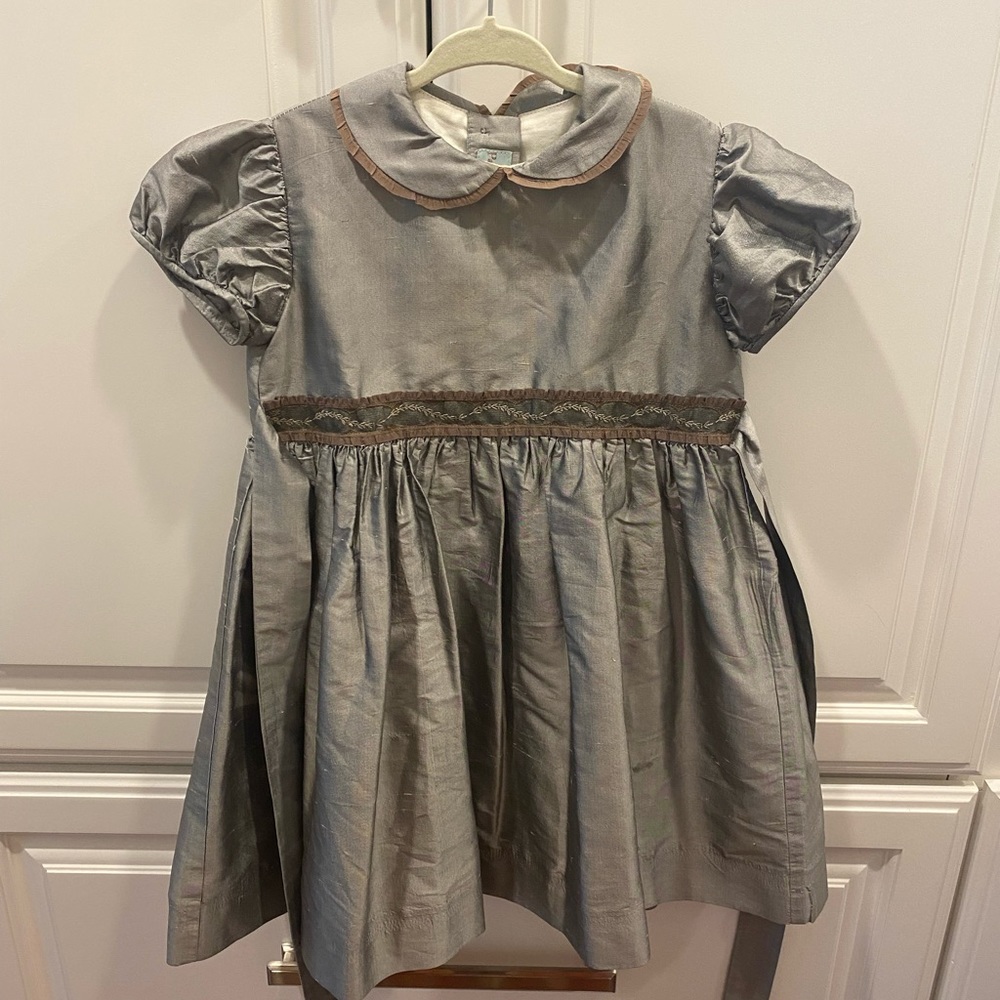 Beautiful 100% silk Papo d’Anjo Dress